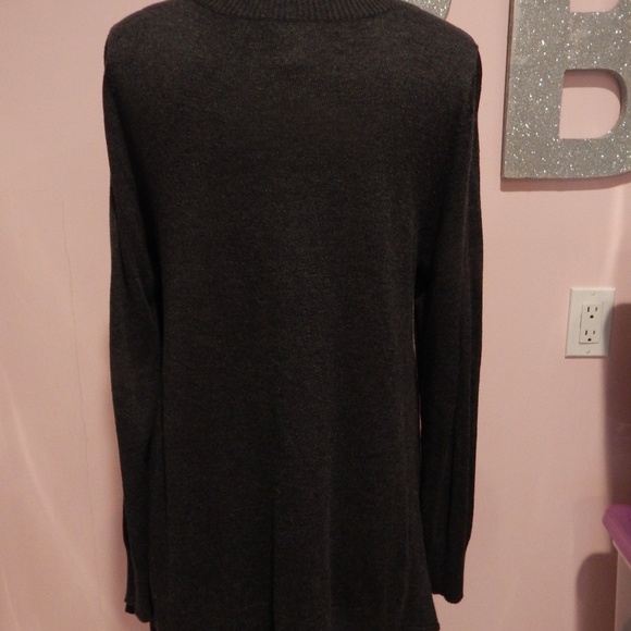 Vertical Design Charcoal Gray V Neck Sweater Sz L - Picture 4 of 4